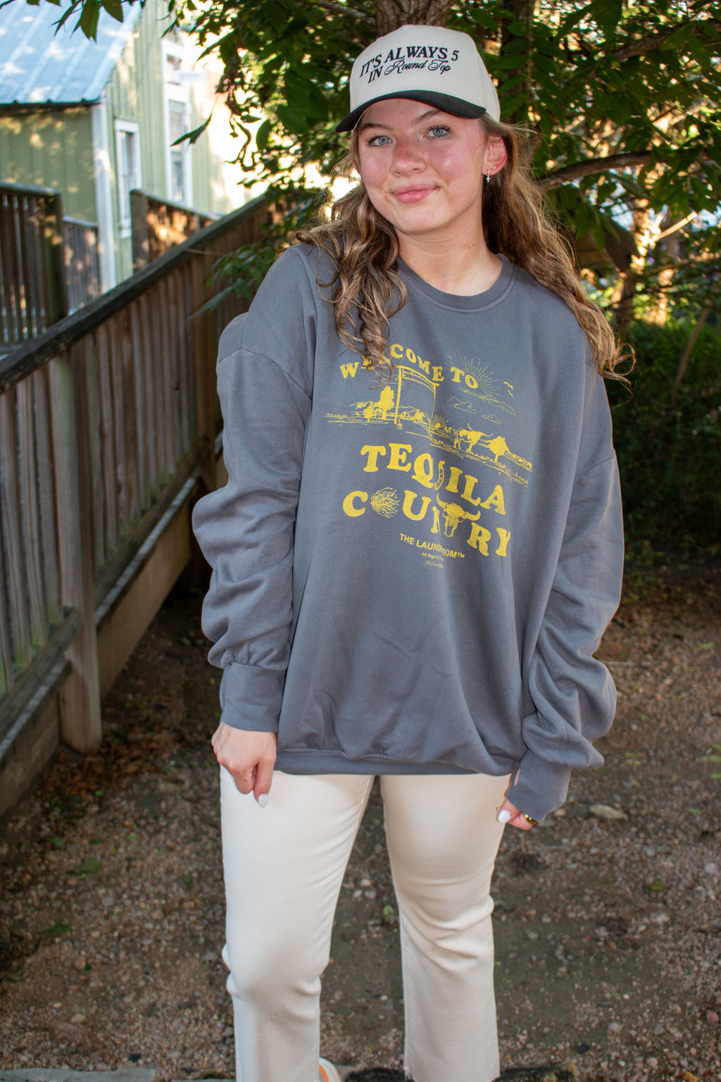 TEQUILA COUNTRY SWEATSHIRT - THE MNRCH